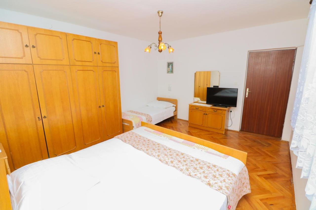 Apartment Beti With Balcony 巴斯卡 外观 照片